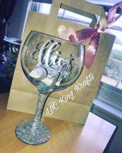 Load image into Gallery viewer, Personalised Gin Glass